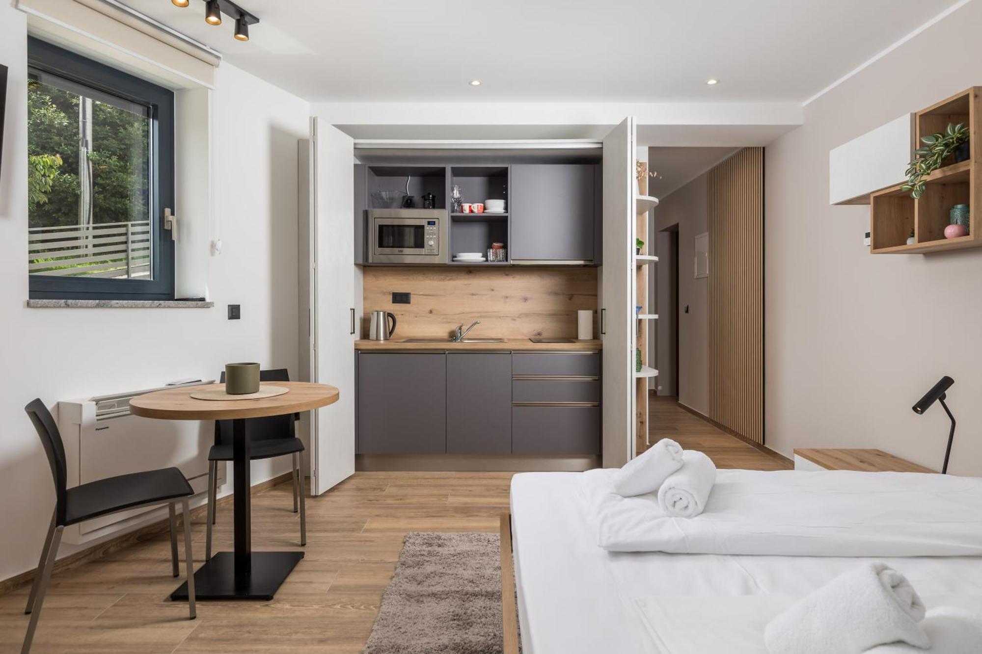 Belinda Apartments With Balcony Abbazia Esterno foto