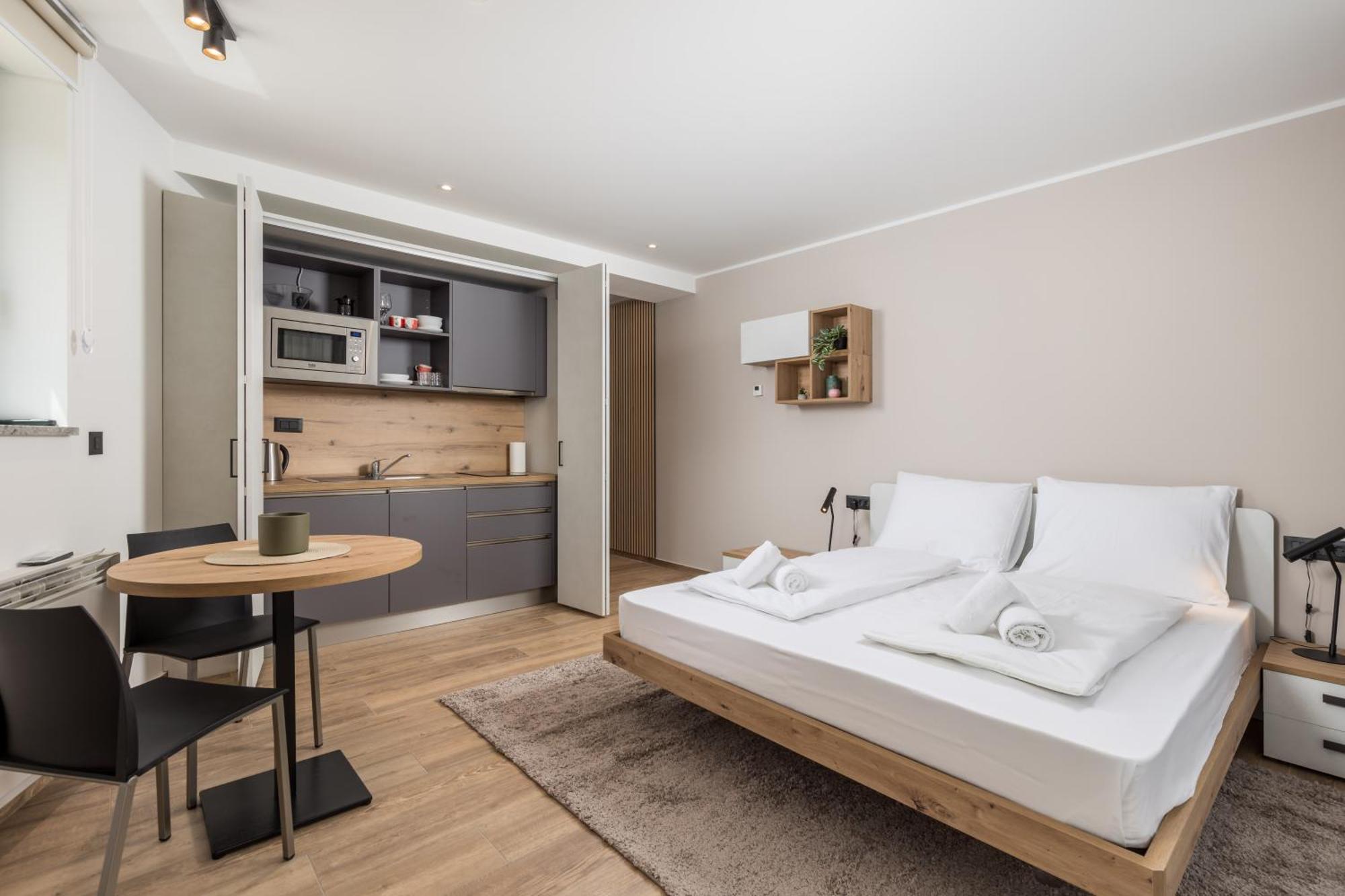 Belinda Apartments With Balcony Abbazia Esterno foto