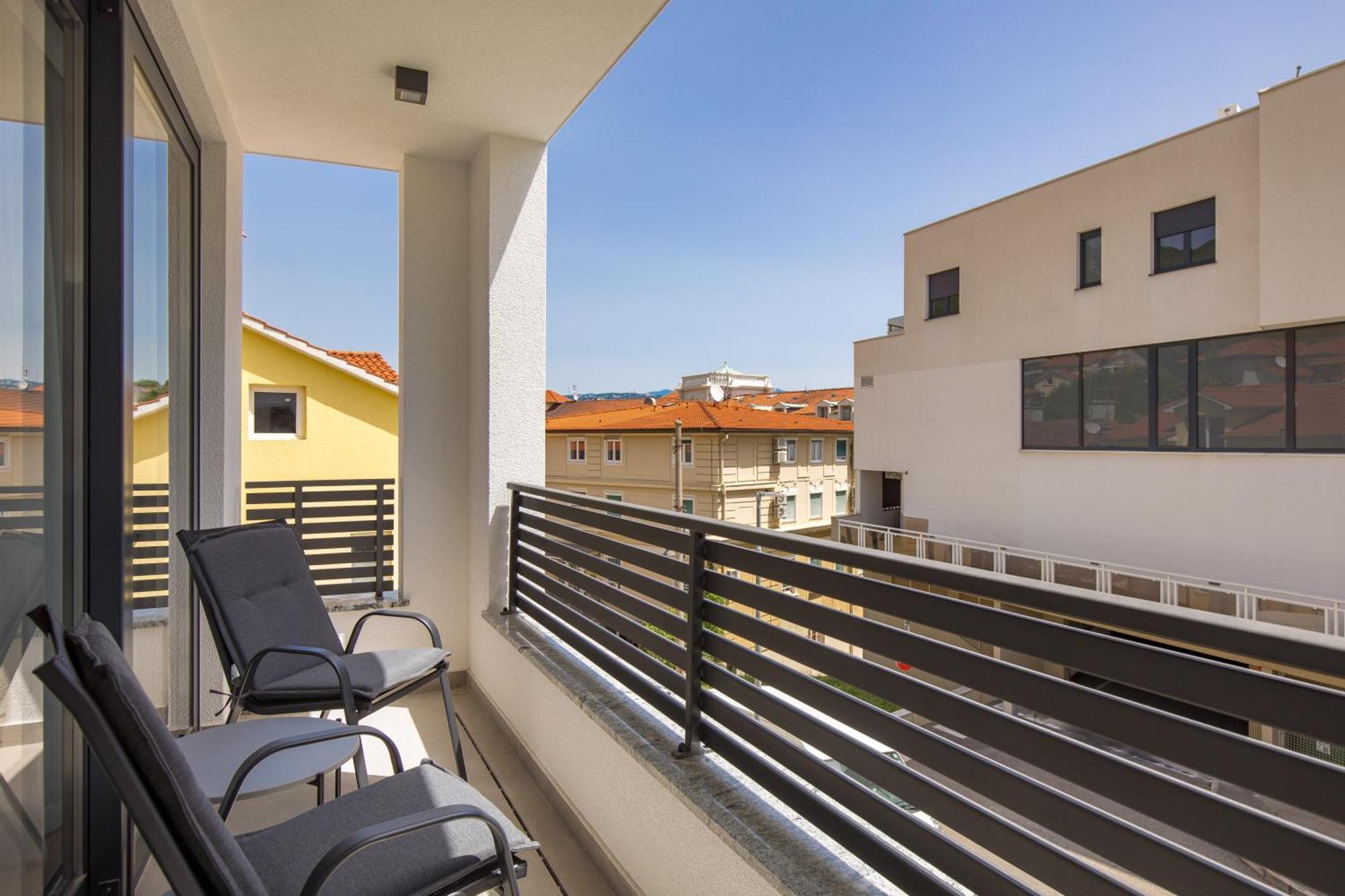 Belinda Apartments With Balcony Abbazia Esterno foto