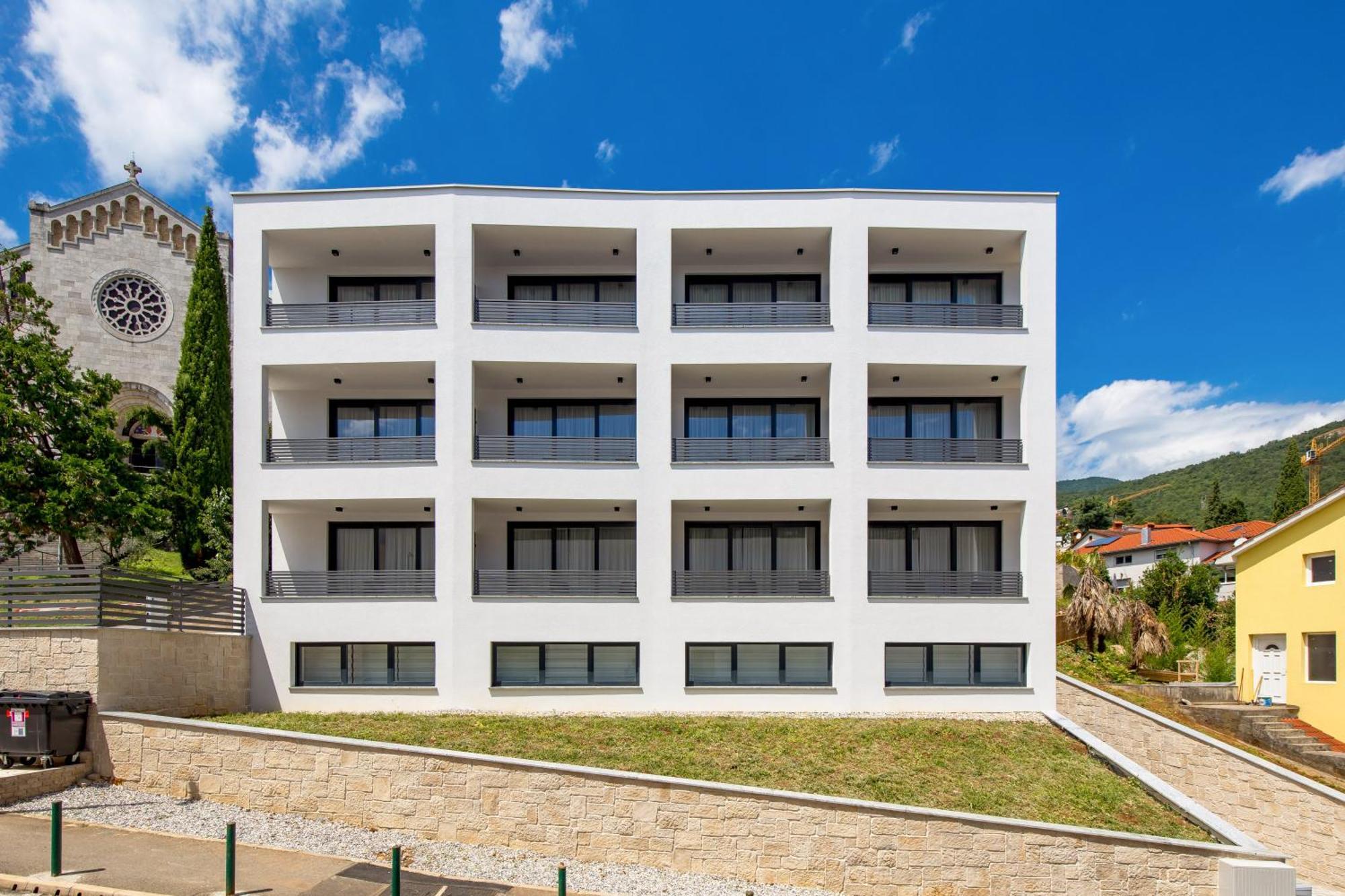 Belinda Apartments With Balcony Abbazia Esterno foto